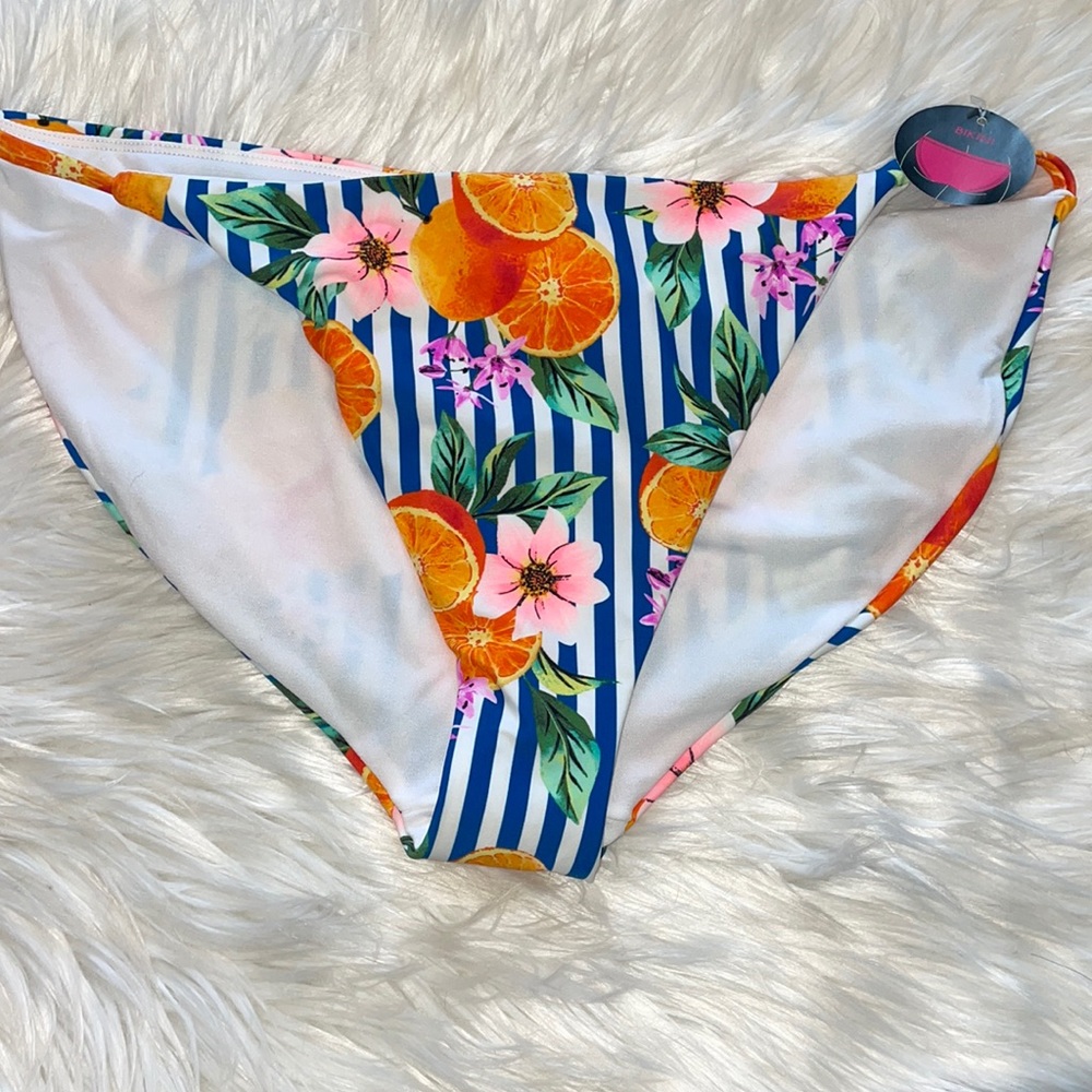 NWT Floral Striped Bikini Bottoms